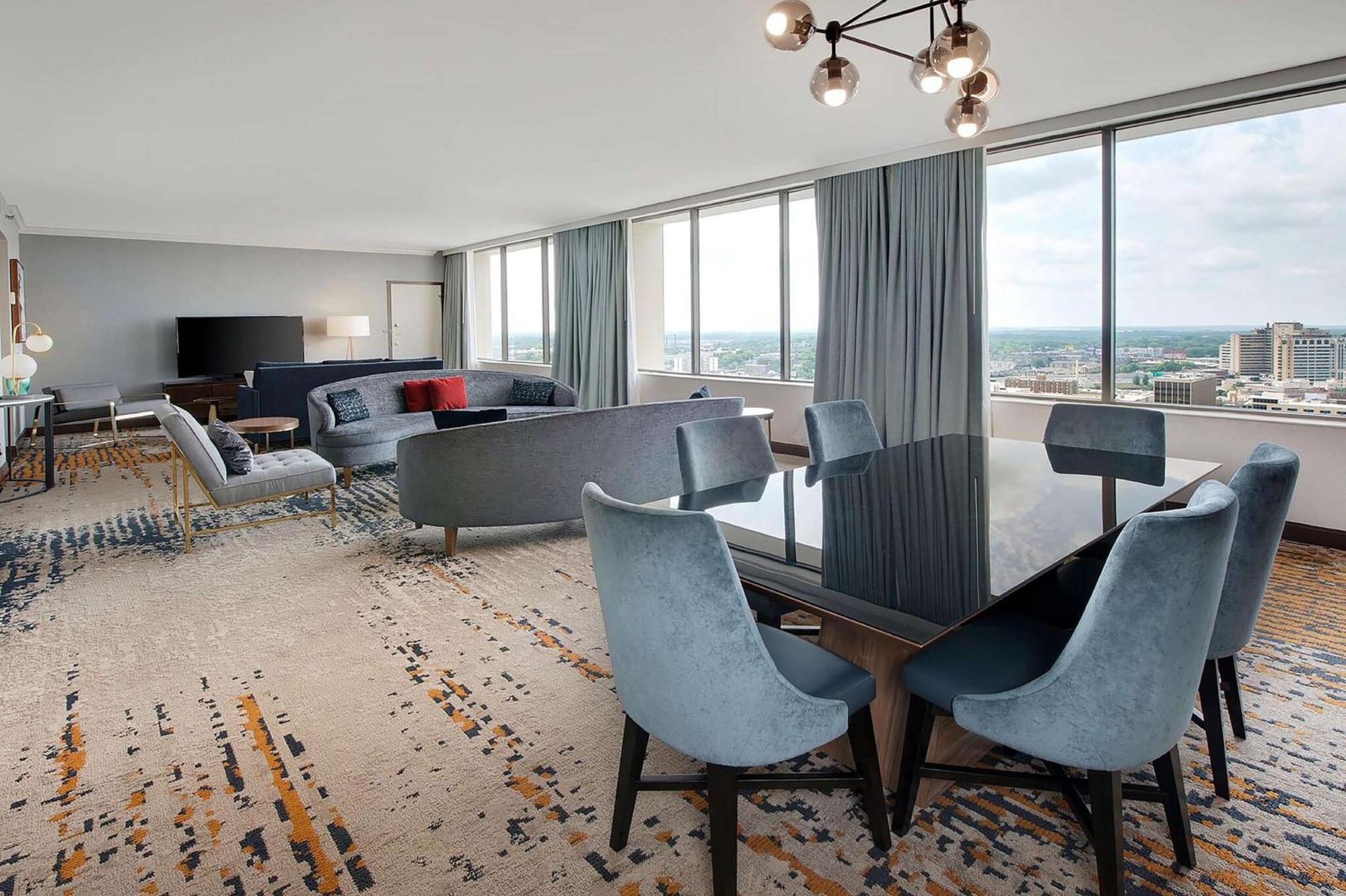 Hilton Hotel 4*