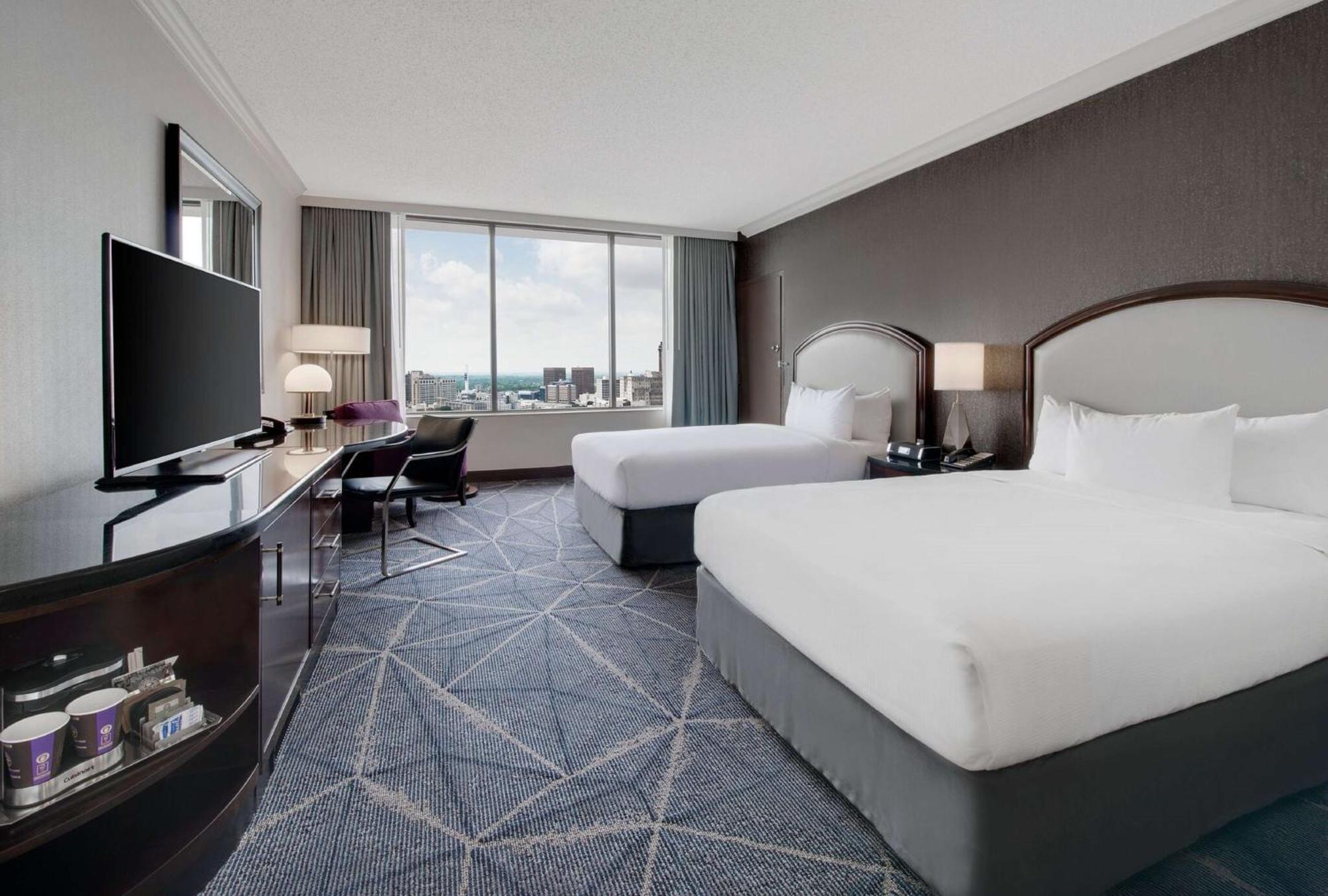 Hilton Hotel 4*